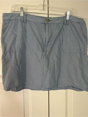 Lee Rider Mid Rise Chambray Striped SKORT Skirt